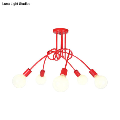 Lámpara de techo contemporánea DecorBites™ para sala de estar: amplia lámpara semiempotrada con elegante brazo metálico en espiral.