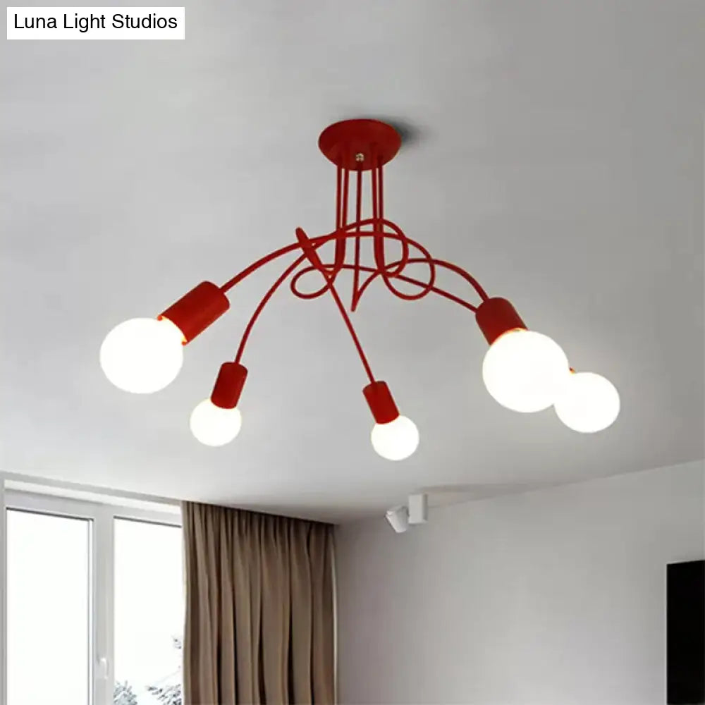 Lámpara de techo contemporánea DecorBites™ para sala de estar: amplia lámpara semiempotrada con elegante brazo metálico en espiral.