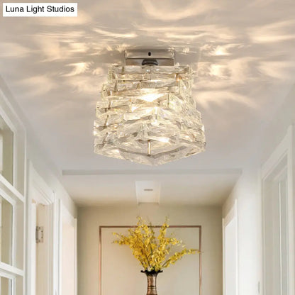 Lámpara de techo semiempotrada DecorBites™ contemporánea cromada con forma escalonada y cristal - 1 unidad