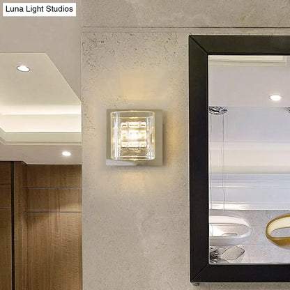 DecorBites™ DecorBites™ Contemporary Clear Glass Wall Sconce with Chrome Inner Wire Shade - Ideal for Corridors - 1 Light Wall Lamp