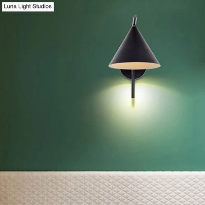 DecorBites™ DecorBites™ Contemporary Conical Wall Sconce Light for Bedroom - Metal, 1 Head, Black/White/Gold