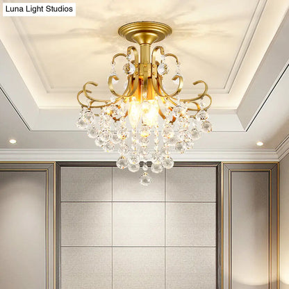 Lámpara de techo semiempotrada DecorBites™ de cristal contemporáneo con 3 luces doradas/negras.