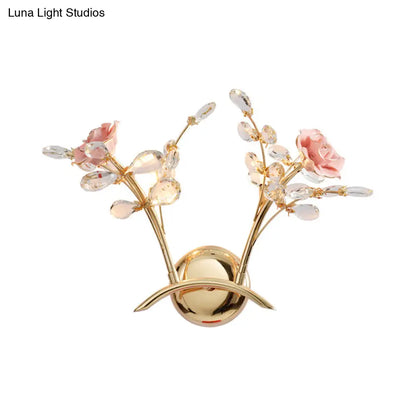 Lámpara de pared DecorBites™ contemporánea con forma de gota de lluvia de cristal y diseño de rosa - Lámpara de pared dorada - 2 cabezales