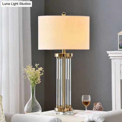 Lámpara de mesa contemporánea de tubo de cristal blanco con pantalla de tela