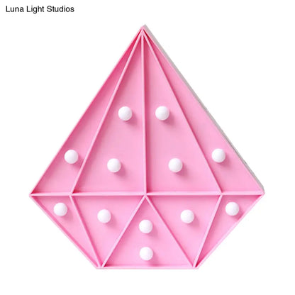 Lámpara de pared LED contemporánea con forma de diamante - Funciona con pilas