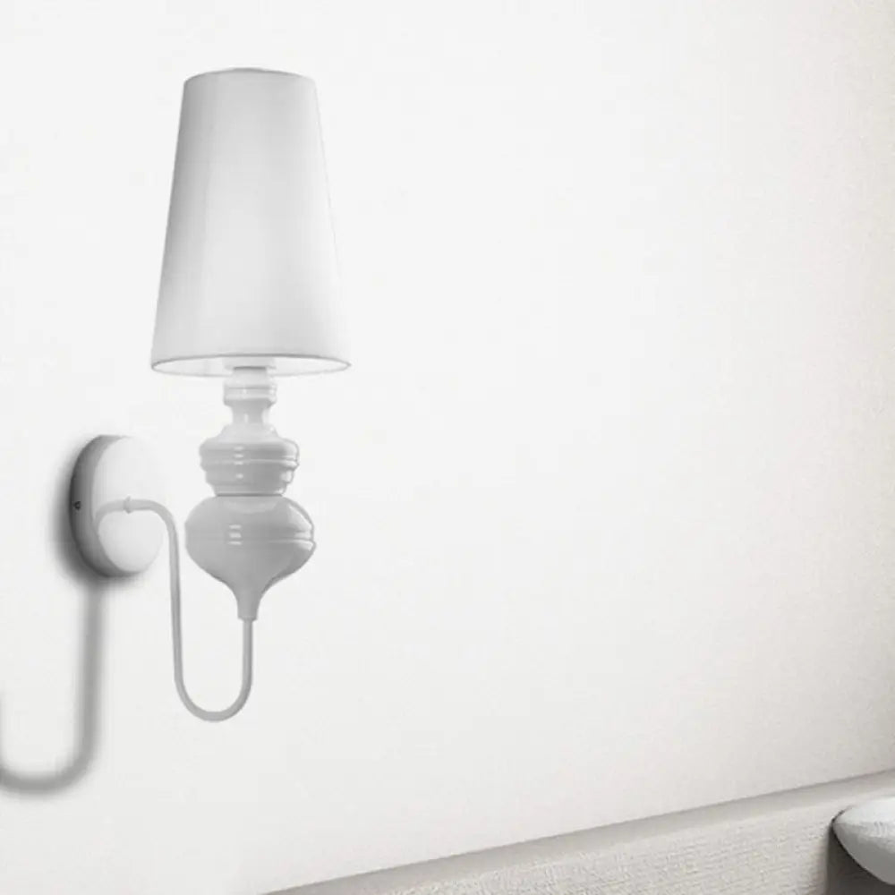 Aplique de pared DecorBites™ de tela contemporánea con forma de barril - Aplique para dormitorio (Negro/Plata/Blanco)