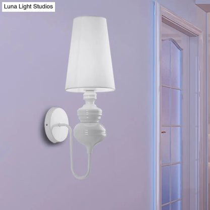 Aplique de pared DecorBites™ de tela contemporánea con forma de barril - Aplique para dormitorio (Negro/Plata/Blanco)