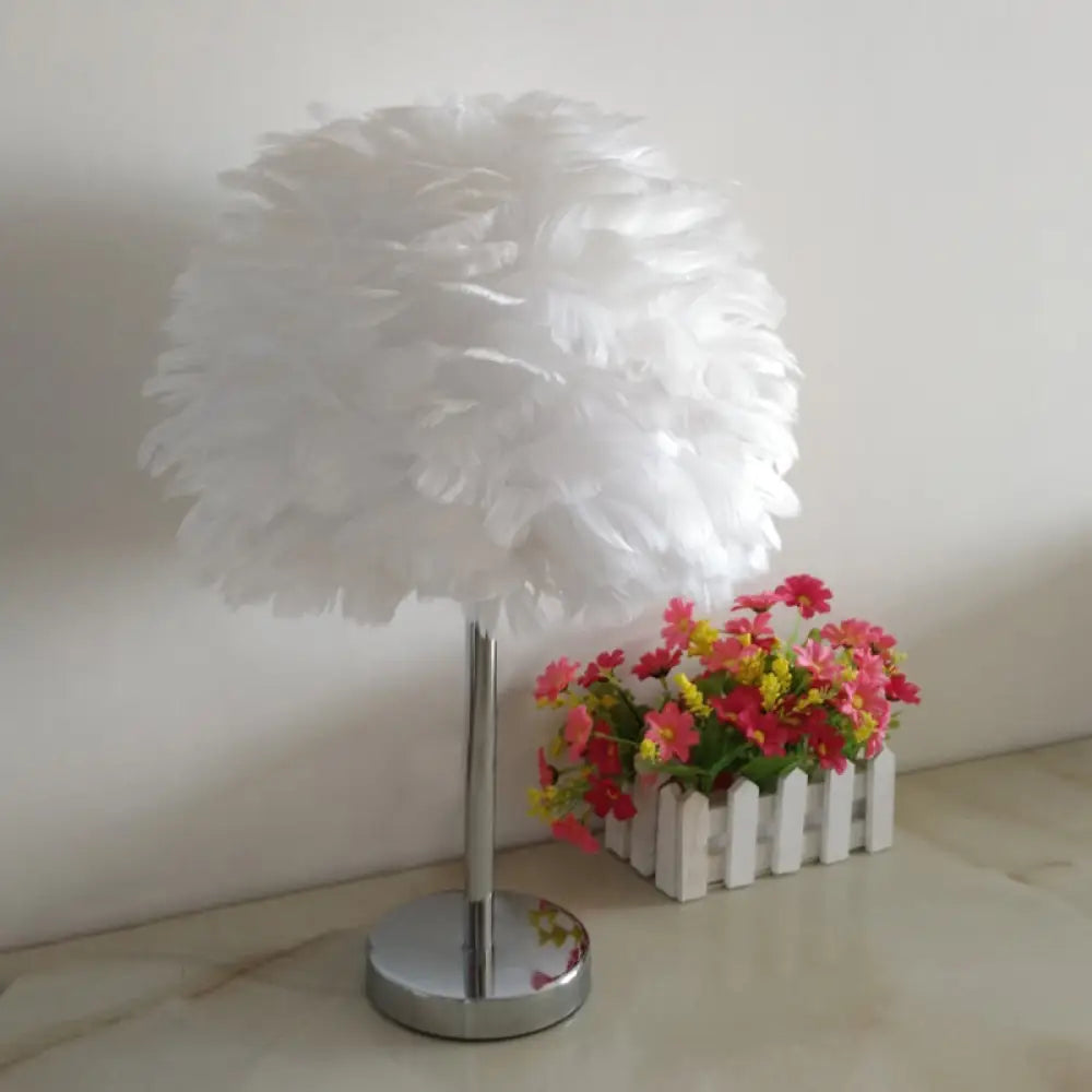 Lámpara de mesa de noche contemporánea con forma de pluma - Lámpara de noche tipo globo en blanco/gris/rosa"