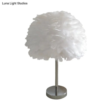 Lámpara de mesa de noche contemporánea con forma de pluma - Lámpara de noche tipo globo en blanco/gris/rosa"