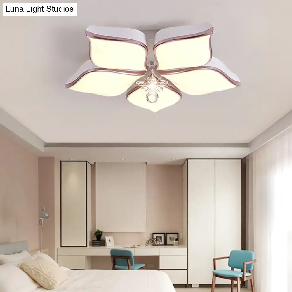 Lámpara de techo contemporánea DecorBites™ con forma de flor: Lámpara de techo empotrada de acrílico blanco con colgante de cristal para sala de estar