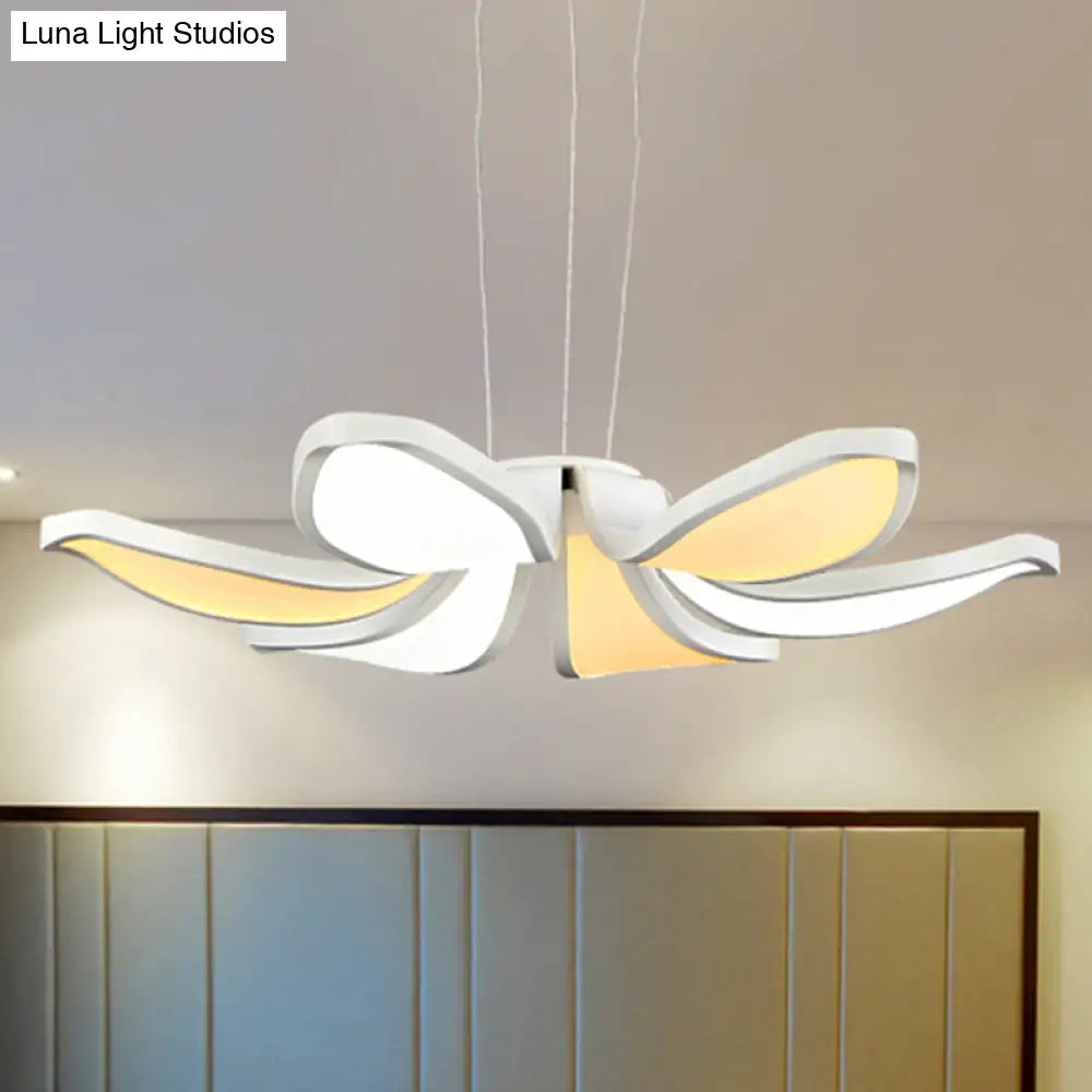 Lámpara de techo colgante de acrílico con forma de flor contemporánea - 6/8 luces LED blancas - Lámpara de techo colgante con múltiples variaciones de luz
