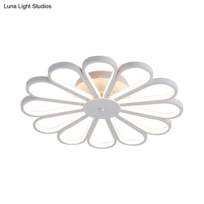 Lámpara de techo semiempotrada LED DecorBites™ con forma de flor contemporánea en acrílico blanco/tono cálido
