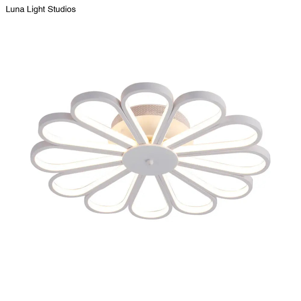 Lámpara de techo semiempotrada LED DecorBites™ con forma de flor contemporánea en acrílico blanco/tono cálido
