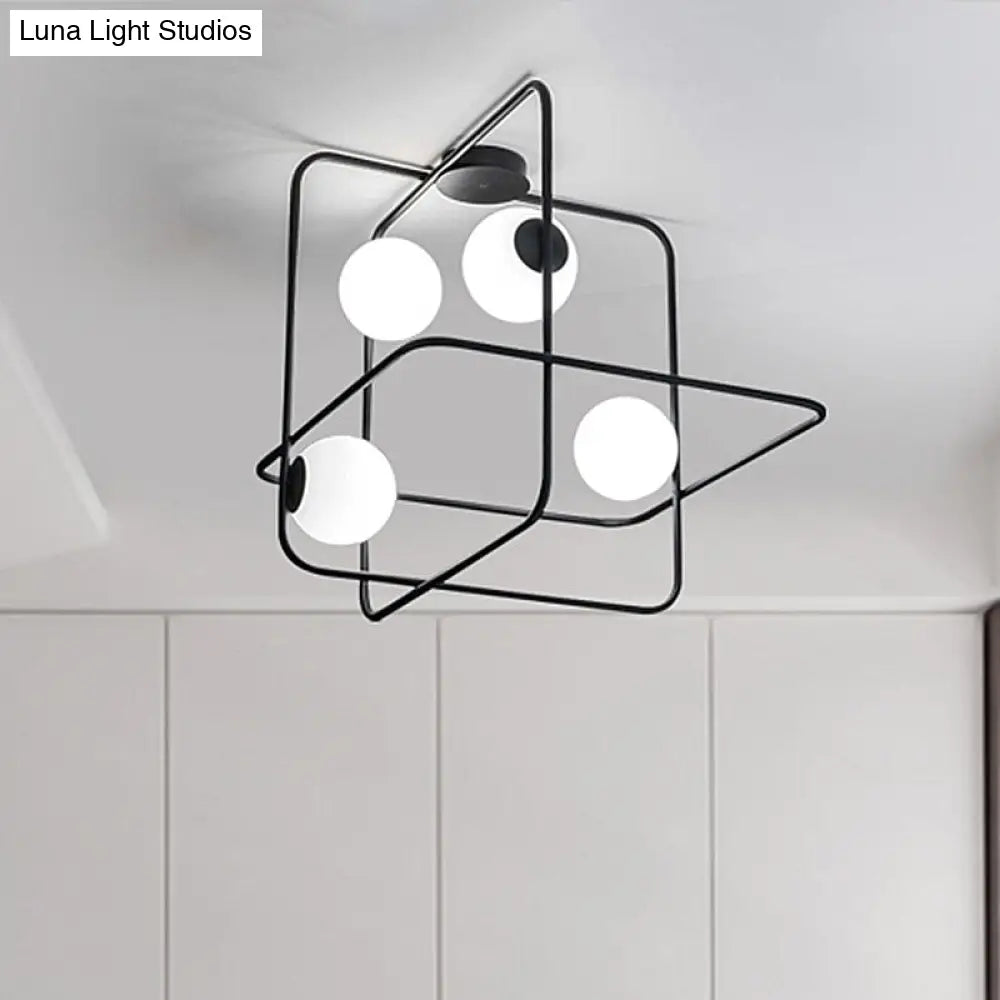 Lámpara de techo contemporánea DecorBites™ con 4 cabezales, cristal blanco mate, acabado negro/blanco/dorado