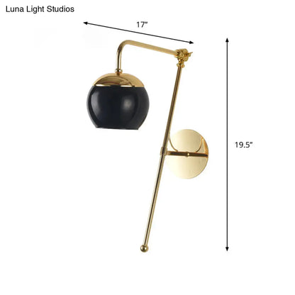 Aplique de pared contemporáneo DecorBites™ de cristal con brazo en acabado latón - Luz para dormitorio de 1 bombilla