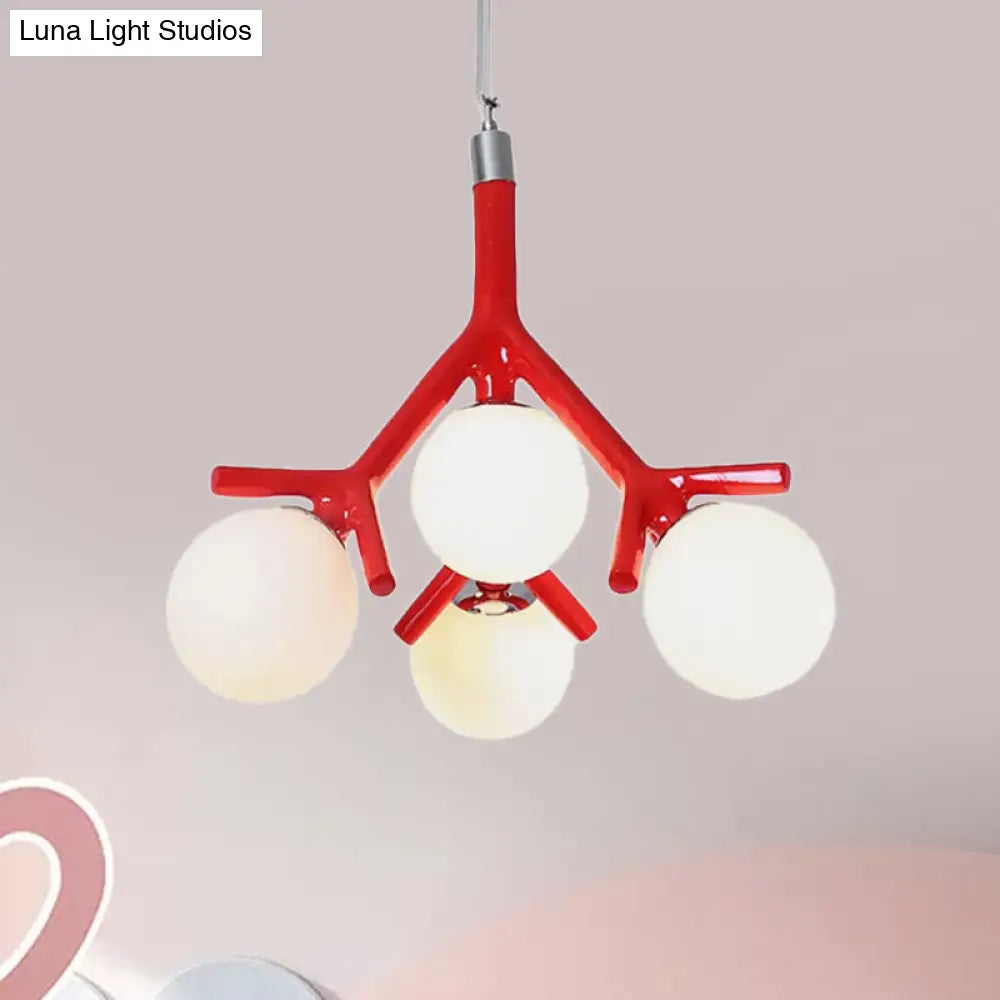 Lámpara de techo colgante contemporánea Global de 4 luces en cristal blanco con diseño de ramas - Disponible en blanco/negro/rojo