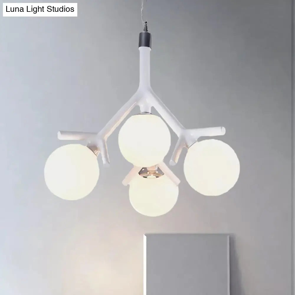 Lámpara de techo colgante contemporánea Global de 4 luces en cristal blanco con diseño de ramas - Disponible en blanco/negro/rojo