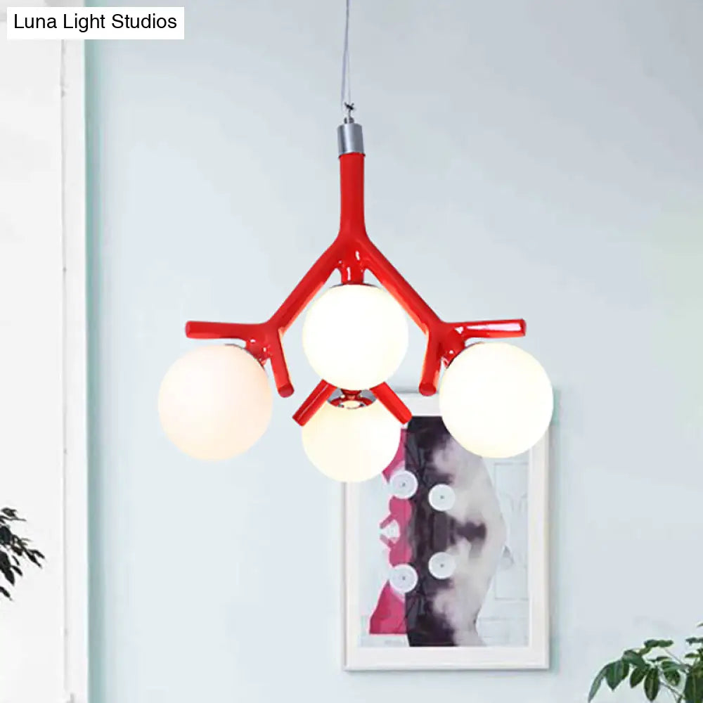 Lámpara de techo colgante contemporánea Global de 4 luces en cristal blanco con diseño de ramas - Disponible en blanco/negro/rojo