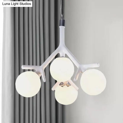 Lámpara de techo colgante contemporánea Global de 4 luces en cristal blanco con diseño de ramas - Disponible en blanco/negro/rojo