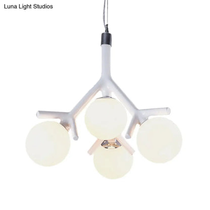 Lámpara de techo colgante contemporánea Global de 4 luces en cristal blanco con diseño de ramas - Disponible en blanco/negro/rojo