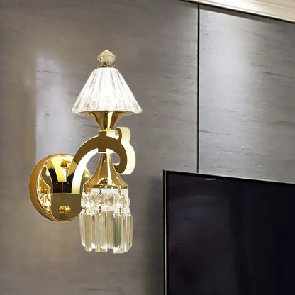 Aplique de pared cónico DecorBites™ de acabado dorado contemporáneo con drapeado de cristal - Luz de montaje en metal