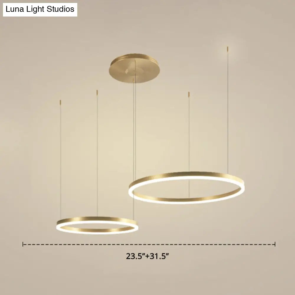 Lámpara colgante de araña contemporánea dorada de 2 capas con LED y anillo metálico