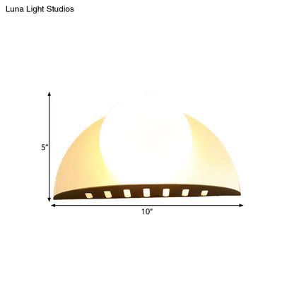 Lámpara de pared esférica de cristal opalino dorado contemporáneo DecorBites™ con soporte de pared - Bombilla individual