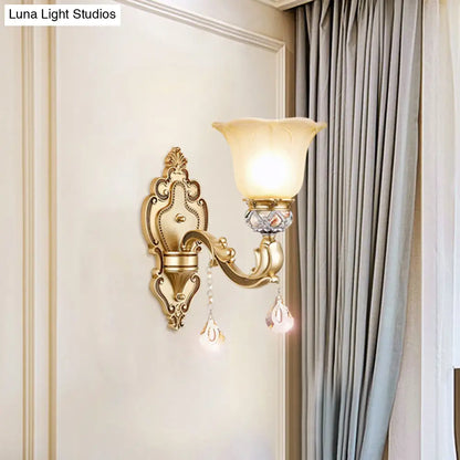 DecorBites™ DecorBites™ Contemporary Gold Wall Sconce with Faceted Crystal Finial - Bell Design