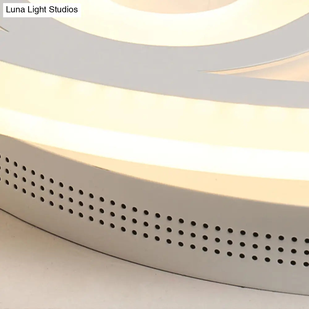 Lámpara de techo LED contemporánea en forma de corazón DecorBites™ para cafetería y dormitorio