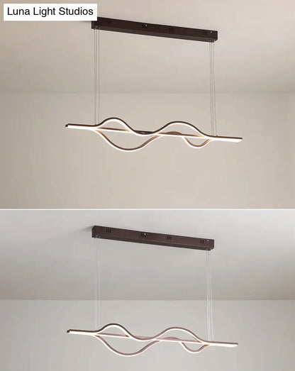 Iluminación contemporánea para islas DecorBites™: Lámpara de techo LED acrílica Brown Lines