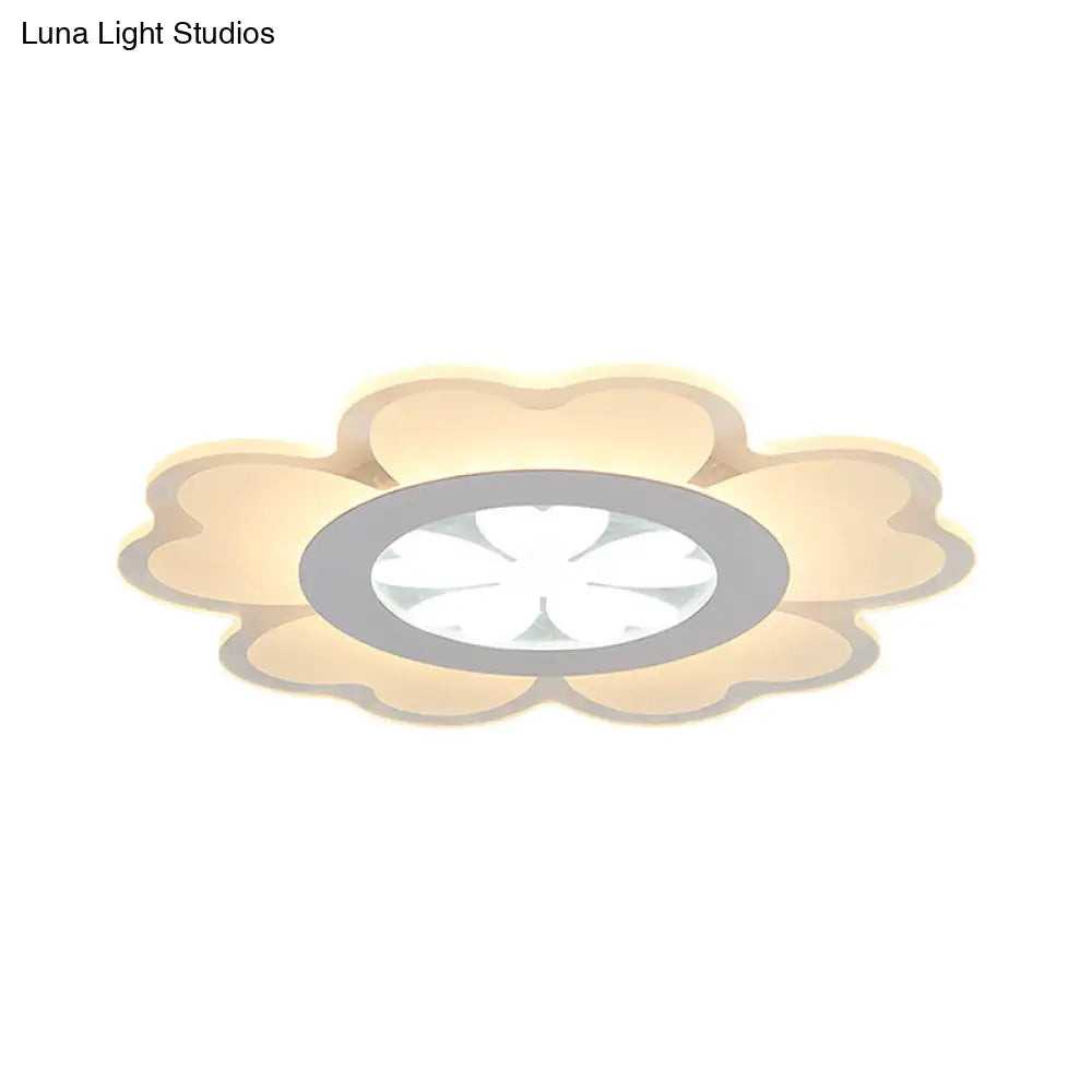 DecorBites™ DecorBites™ Contemporary LED Acrylic Flush Mount Lamp - White Floral Flush Light Fixture for Living Room