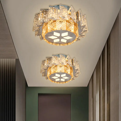 DecorBites™ مصباح LED كريستالي معاصر من DecorBites™ مثبت على السقف في الشرفة بتصميم طاحونة هوائية بلمسة نهائية من النيكل