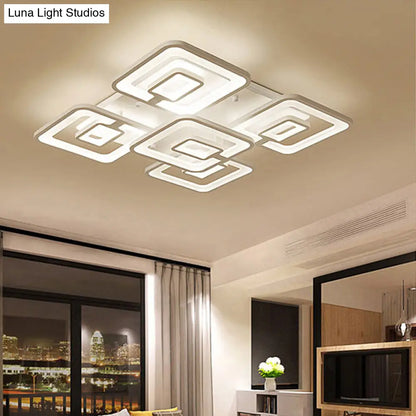 Lámpara de techo LED contemporánea DecorBites™ de montaje empotrado, blanca multicapa con pantalla acrílica en luz cálida/blanca/natural