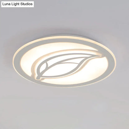 DecorBites™ DecorBites™ Contemporary LED Hallway Flush Mount Ceiling Light in White with Leaf Pattern - Available in 3 sizes
