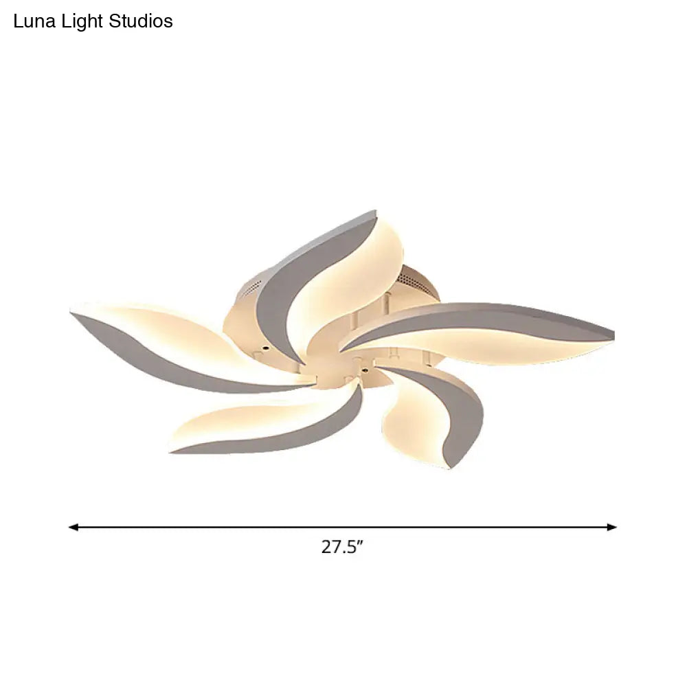 DecorBites™ DecorBites™ Contemporary LED Leaf Shaped Flushmount Lighting with Acrylic Diffuser - 3/12/15 Lights, White