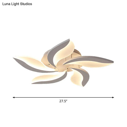 DecorBites™ DecorBites™ Contemporary LED Leaf Shaped Flushmount Lighting with Acrylic Diffuser - 3/12/15 Lights, White