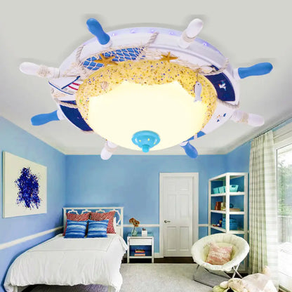 Lámpara de techo LED contemporánea DecorBites™ de metal para habitación infantil - Pantalla azul con forma de timón y cristal esmerilado
