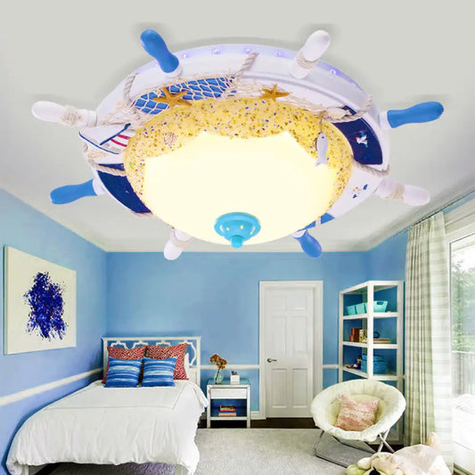 Lámpara de techo LED contemporánea DecorBites™ de metal para habitación infantil - Pantalla azul con forma de timón y cristal esmerilado