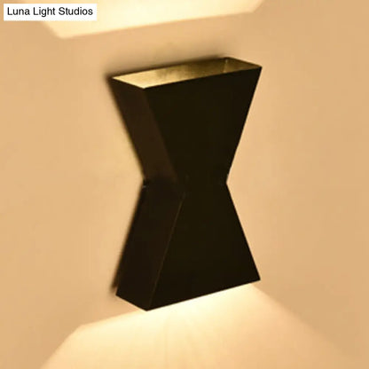 DecorBites™ DecorBites™ Contemporary LED Metal Wall Lamp with Black/White Hourglass Shade and White/Warm Lighting