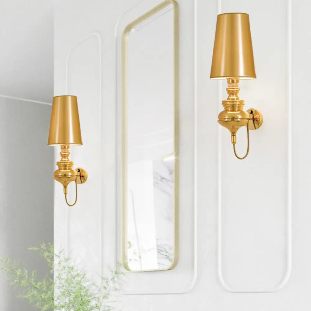 Aplique de pared cónico LED contemporáneo DecorBites™, 6"/8"/10" de diámetro, tela blanca/negra/plateada