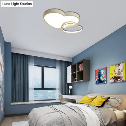 Lámpara de techo DecorBites™ Contemporary Loving Heart: Lámpara LED acrílica para habitación infantil - Rosa/Blanco, 13"/16.5"