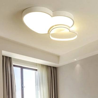 Lámpara de techo DecorBites™ Contemporary Loving Heart: Lámpara LED acrílica para habitación infantil - Rosa/Blanco, 13"/16.5"