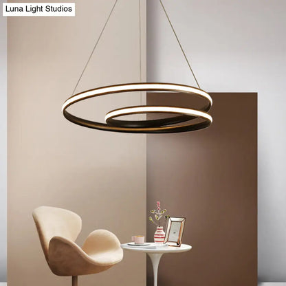 Lámpara de araña contemporánea de metal negro - Diseño curvo sin juntas - Lámpara colgante LED (18"/23.5"/30" de ancho) - Luz cálida/blanca