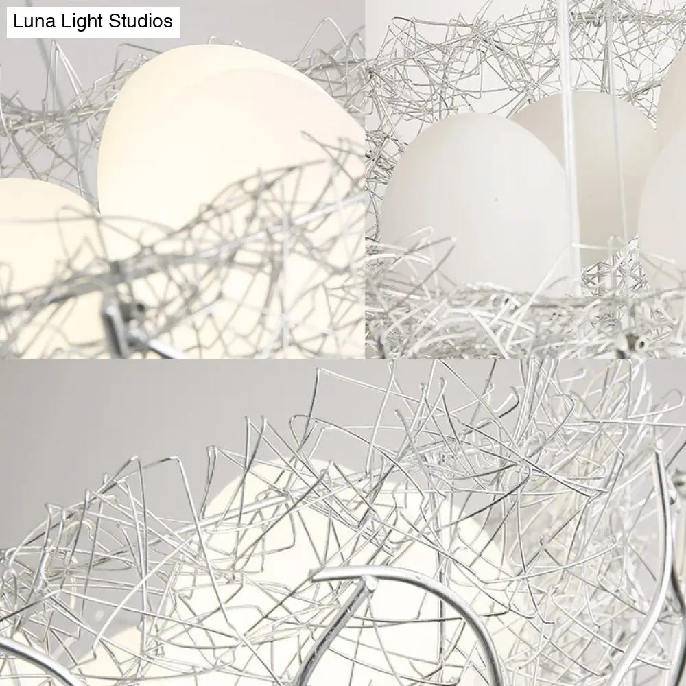 Lámpara de araña contemporánea de metal con pantalla de bola de cristal - 2 luces, acabado plateado - 40,6 cm/49,5 cm de ancho