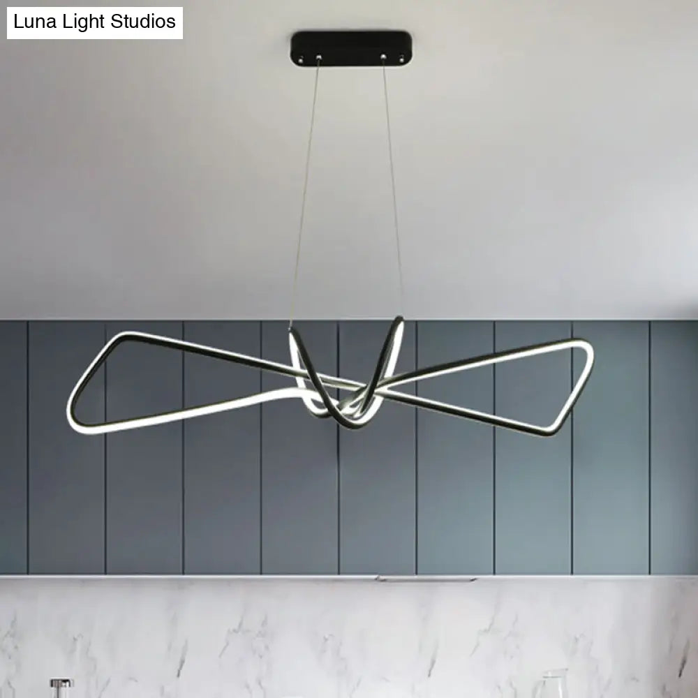 مجموعة إضاءة ديكوربايتس™ المعدنية المعاصرة لغرفة الطعام مع إضاءة جزيرة LED على شكل ربطة عنق