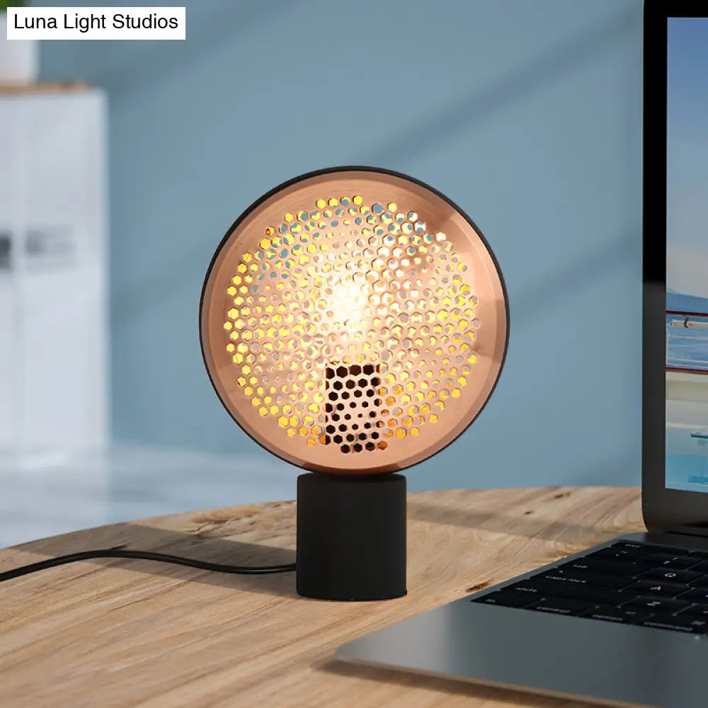 Lámpara de mesa contemporánea de malla metálica en forma de tambor, color oro/oro rosa - Lámpara de escritorio de 1 luz con cable de alimentación