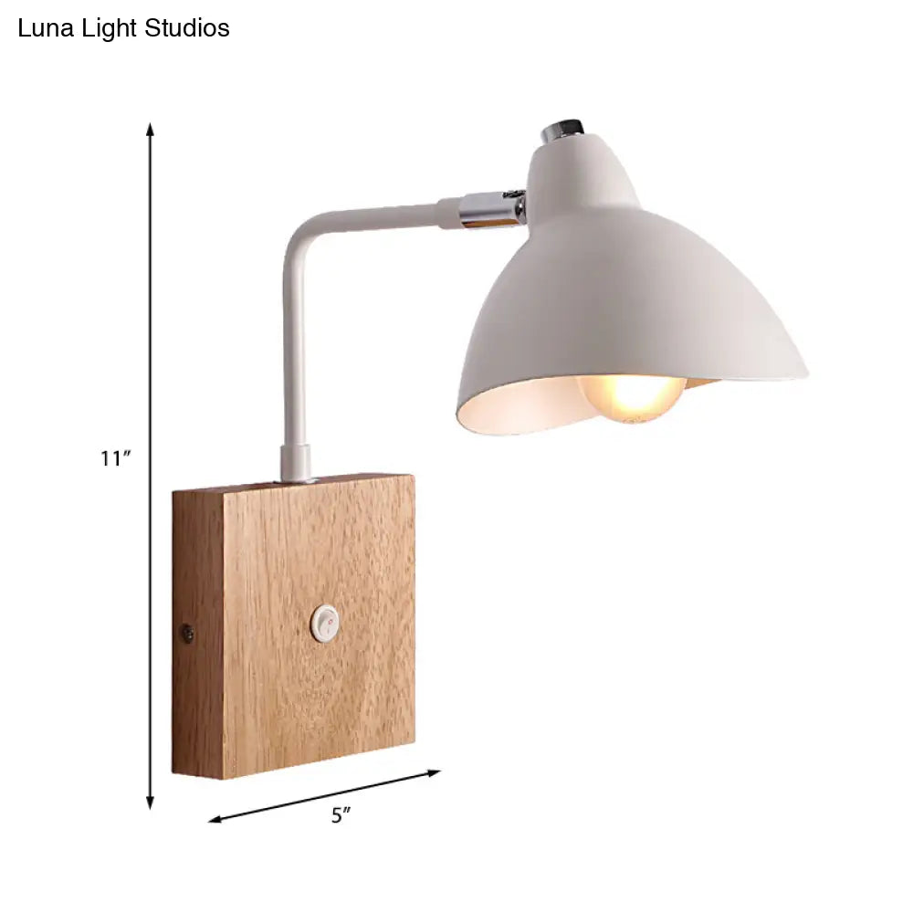 Aplique de pared contemporáneo DecorBites™ de metal - Aplique de pared blanco con placa posterior cuadrada de madera