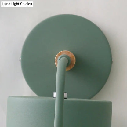 Aplique de pared contemporáneo DecorBites™ de metal - Cilíndrico de 12,7 cm de ancho - Gris/Blanco/Verde - Se monta sobre la mesa