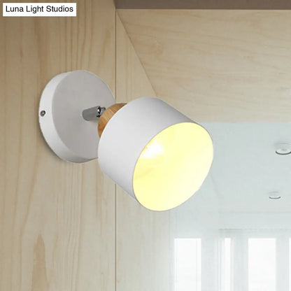 مصباح حائط معدني معاصر مع أسطوانة دوارة: وحدة إضاءة داخلية بمصباح واحد، أبيض