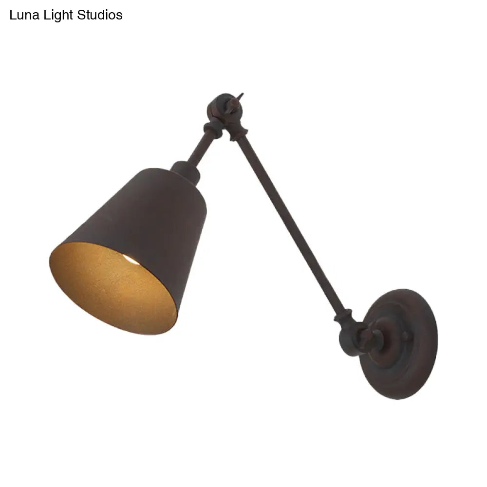 مصباح حائط معدني معاصر: ذراع قابل للتعديل، مصباح حائط مدبب لغرفة النوم باللون الأسود/الصدأ